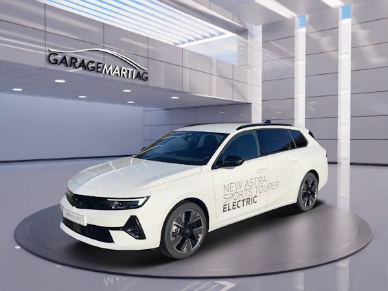 First vehicle image First vehicle image