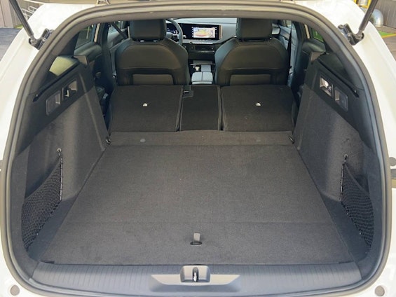 Vehicle image 10 Vehicle image 10