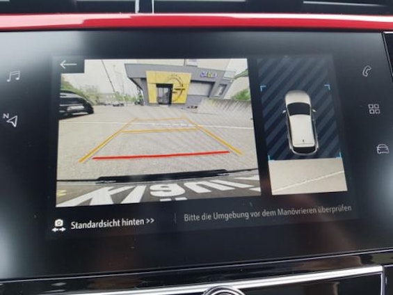 Vehicle image 9 Vehicle image 9