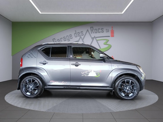 Vehicle image 7