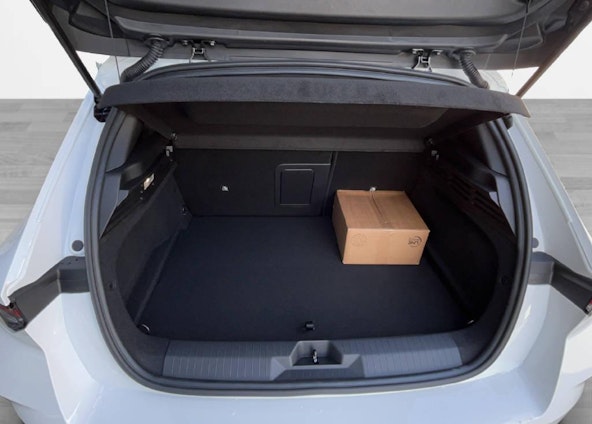 Vehicle image 8 Vehicle image 8