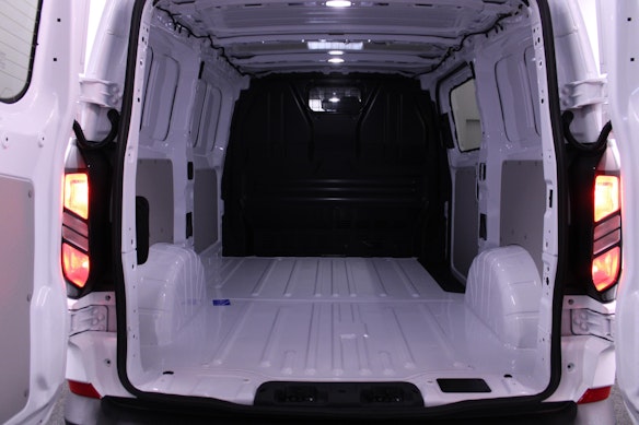 FORD Transit C Van 320 L1 2.0 EcoBlue 170 Trend 2