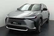 First vehicle image