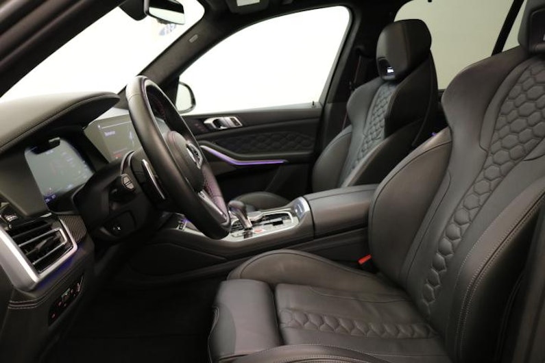 Vehicle image BMW X5