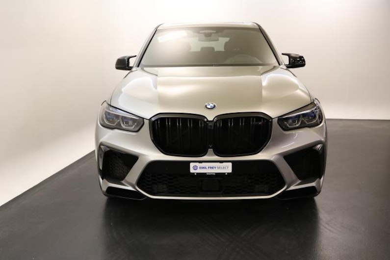 Vehicle image BMW X5