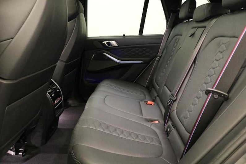 Vehicle image BMW X5