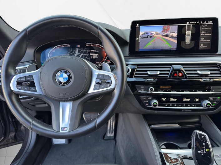 Vehicle image BMW 5 SERIES