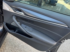 Vehicle image BMW 520d xDrive Touring