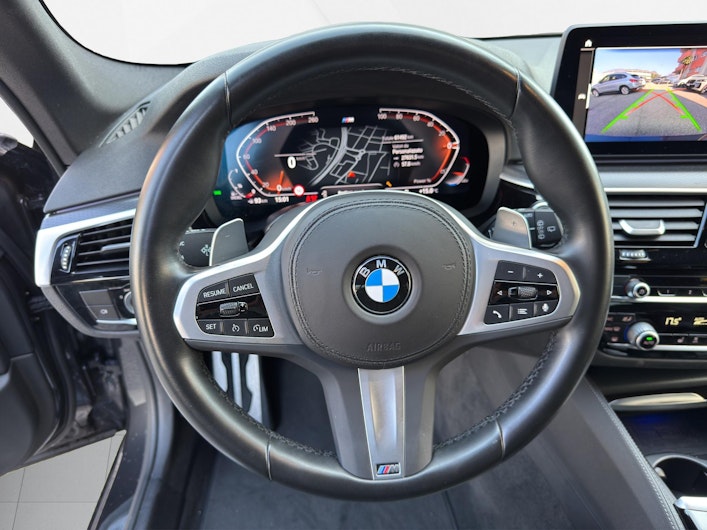 Vehicle image BMW 5 SERIES