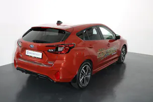 Subaru Impreza 2.0i e-Boxer Luxury