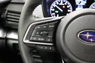 Subaru Impreza 2.0i e-Boxer Luxury