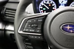 Vehicle image SUBARU Impreza 2.0i e-Boxer Luxury