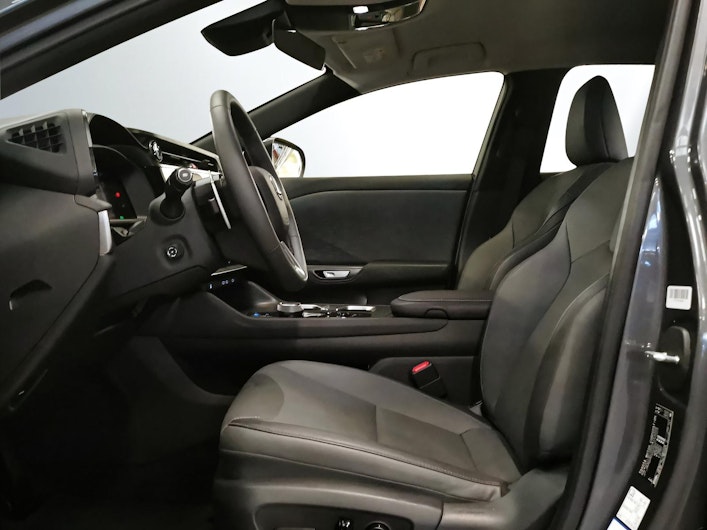 Vehicle image LEXUS RZ