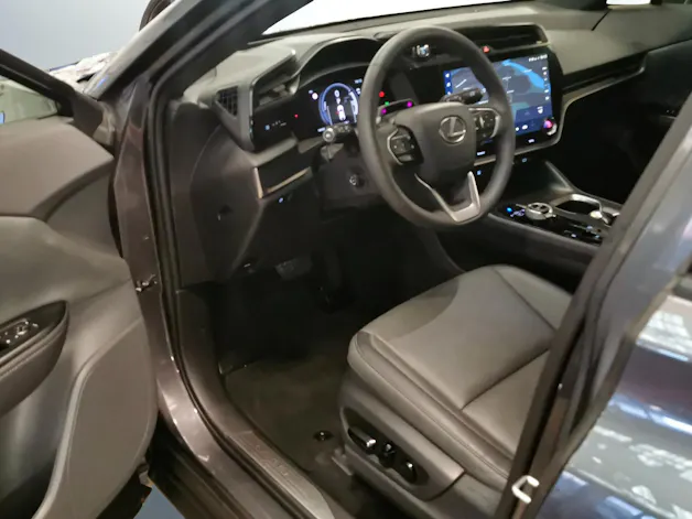 Lexus RZ 450e Comfort