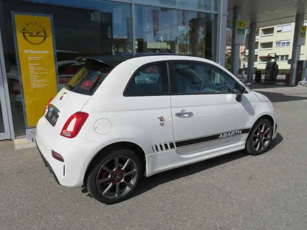Fiat 595 Abarth 1.4 T-Jet 145