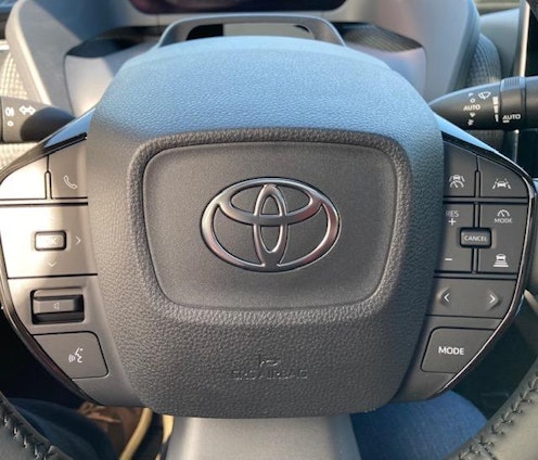 Vehicle image 7 Vehicle image 7