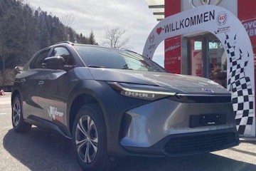 Vehicle image TOYOTA BZ4X 0 Vehicle image TOYOTA BZ4X 0