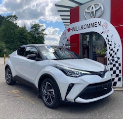 Vehicle image TOYOTA C-HR 0