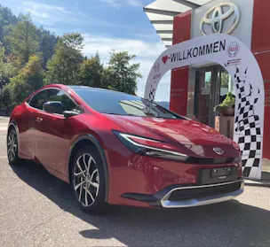 Toyota Prius 2.0 Plug-In-Hybrid Style