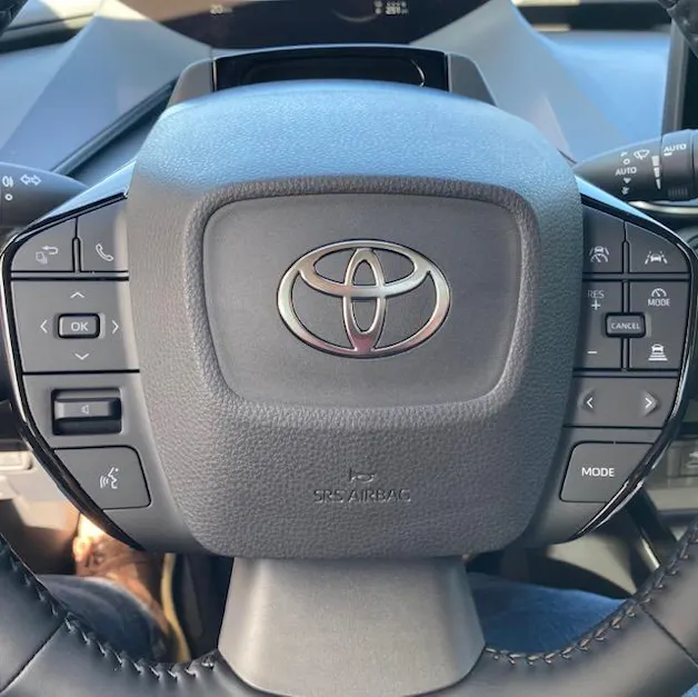 Toyota Prius 2.0 Plug-In-Hybrid Style