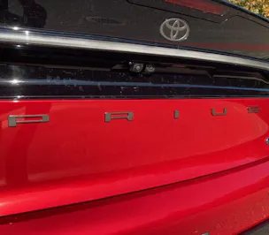 Toyota Prius 2.0 Plug-In-Hybrid Style