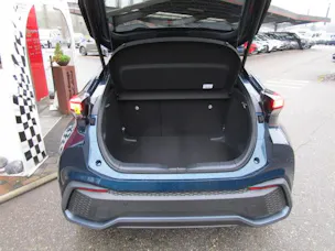 Toyota C-HR 2.0 HEV Trend 4x4