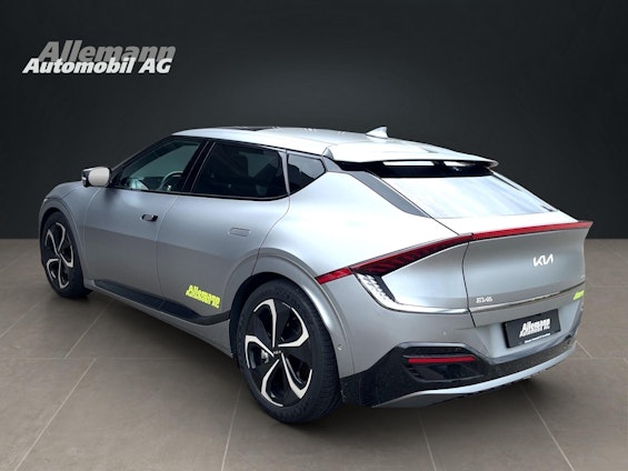 Vehicle image 2 Vehicle image 2