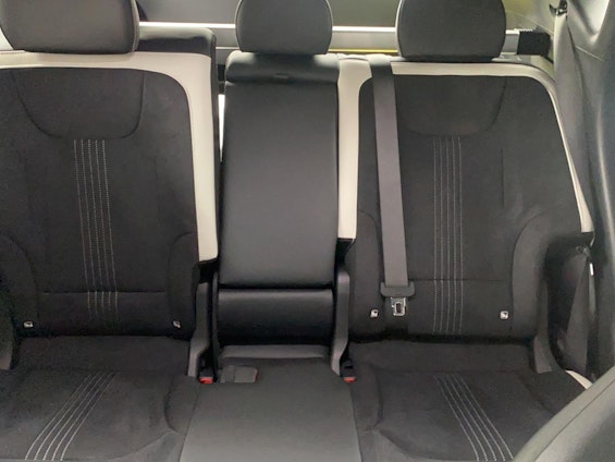 Vehicle image 11 Vehicle image 11