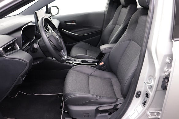 TOYOTA Corolla Touring Sports 1.8 HSD Trend 2