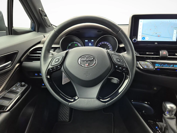 Fahrzeugbild TOYOTA C-HR