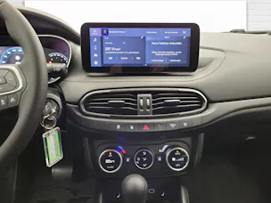 Fiat Tipo SW 1.5 Hybrid Swiss Cross