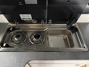 https://vehicle.imgix.net/3490259/214c32b3-554c-4b10-9345-7285e6e57743.JPG