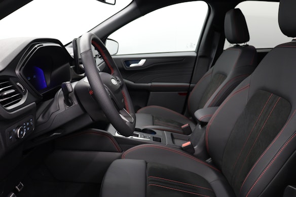 FORD Kuga 2.5 Hybrid ST-Line X 4x4 2