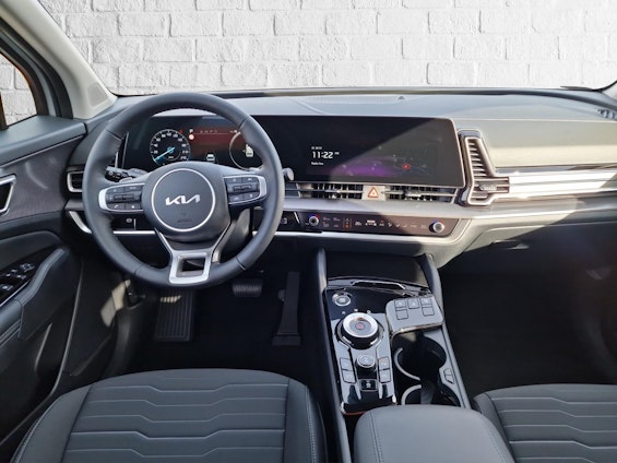 Vehicle image 4 Vehicle image 4