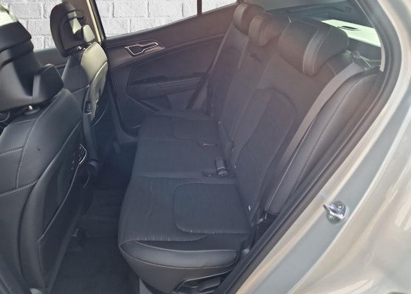 Vehicle image 8 Vehicle image 8