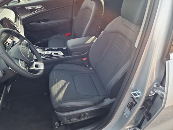 Vehicle image 7 Vehicle image 7