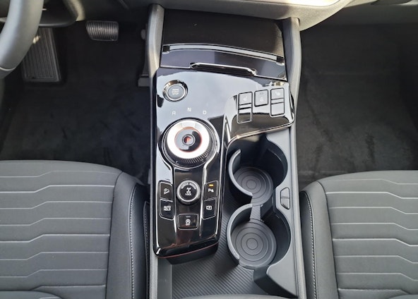 Vehicle image 6 Vehicle image 6