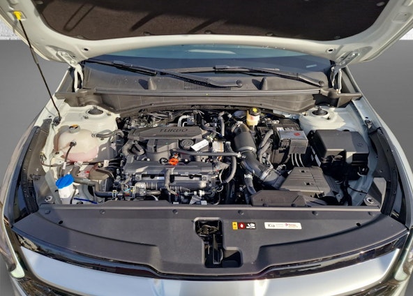 Vehicle image 15 Vehicle image 15