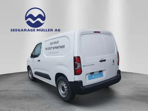 Peugeot e-Partner Kaw. 800 Standard 50 kWh Premium