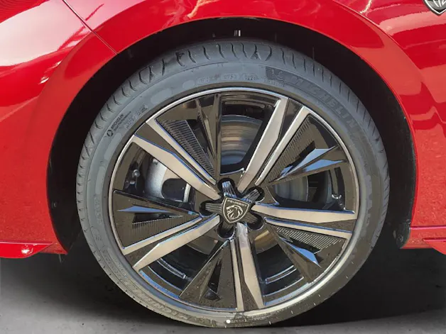 Peugeot 308 1.6 PHEV 180 GT