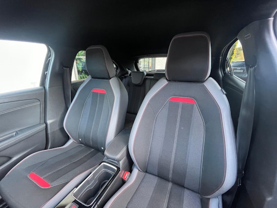 Vehicle image 5 Vehicle image 5