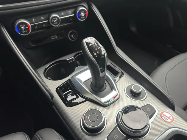 Alfa Romeo Giulia 2.0 Q4 Veloce