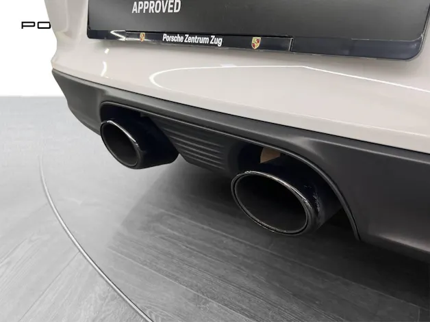 Porsche 911 Carrera 4 GTS Cabriolet