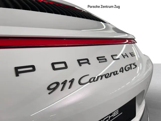 Porsche 911 Carrera 4 GTS Cabriolet
