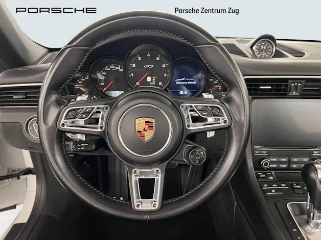 Porsche 911 Carrera 4 GTS Cabriolet