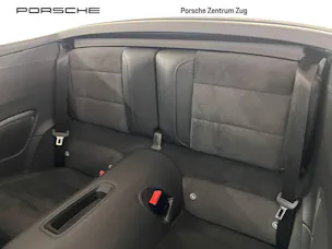 Porsche 911 Carrera 4 GTS Cabriolet