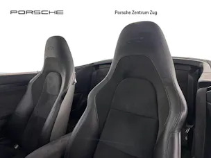 Porsche 911 Carrera 4 GTS Cabriolet