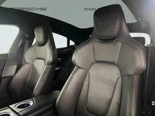 Porsche Taycan Turbo