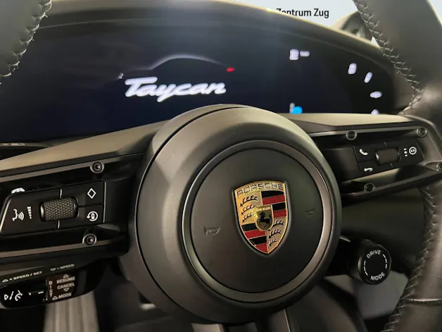 Porsche Taycan Turbo