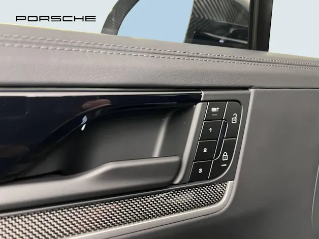 Porsche Cayenne Turbo E-Hybrid Coupé